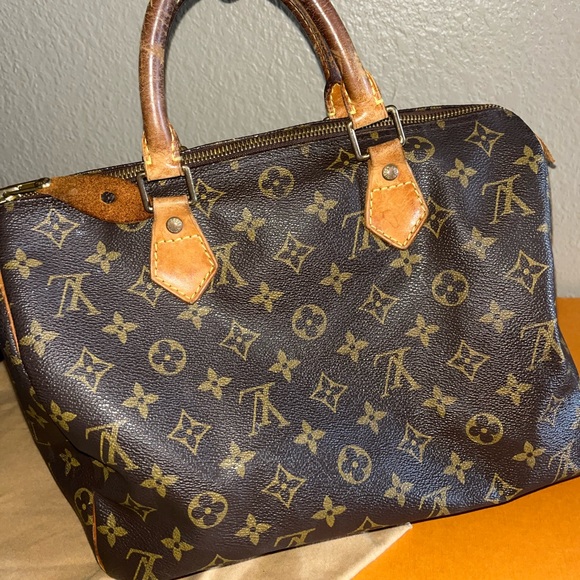 Authentic Louis Vuitton monogram vintage Speedy 30 - Picture 3 of 5